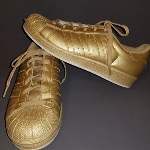 ADIDAS SUPERSTAR GOLD LIMITED EDITION🌟